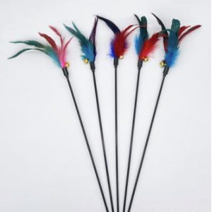 Kattenhengel met veren en jinglebell - 1stk